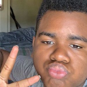 Meet your Posher, Christopher